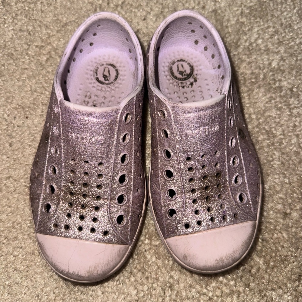 Native Shoes Toddler Glitter Slip-On Sneakers Purple Sparkle C7 Lightweight